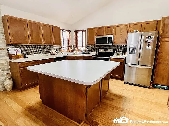 Building Photo - 8686 Zachman Cir