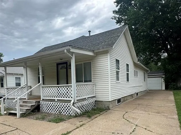 1320 N 5th St, Salina, KS 67401