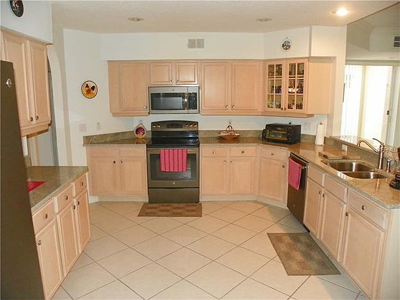 4th image of 4207 Preserve Pl