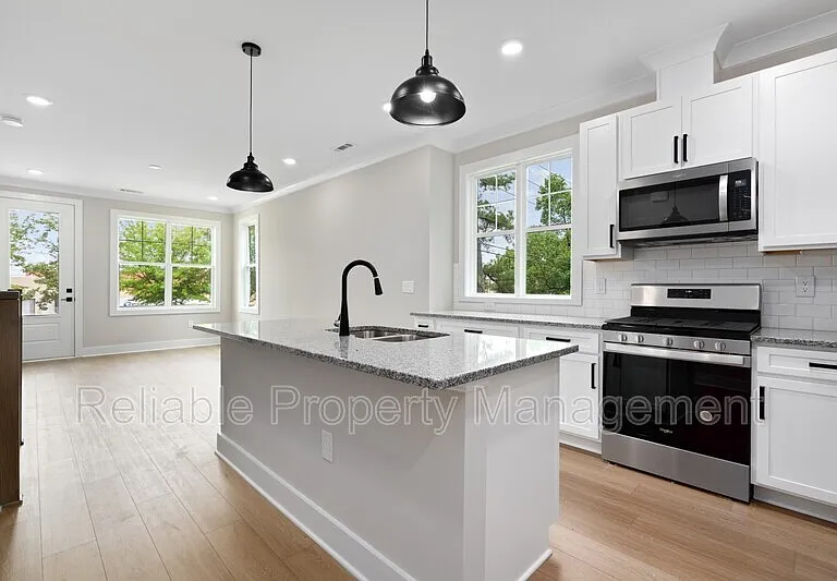 4603 Malone Ct #1/2 — Photo 11
