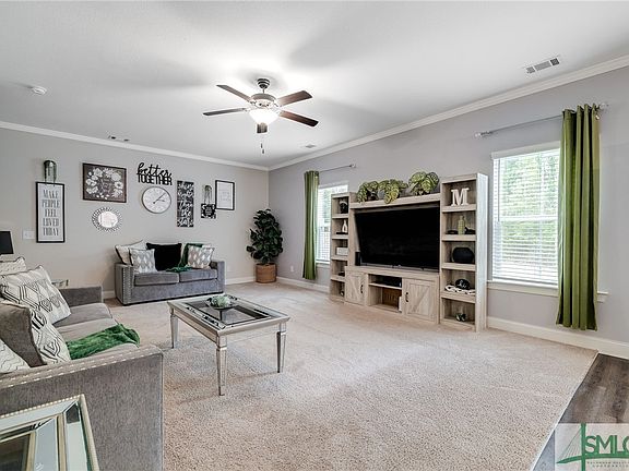 5th image of 96 Oakmont Drive