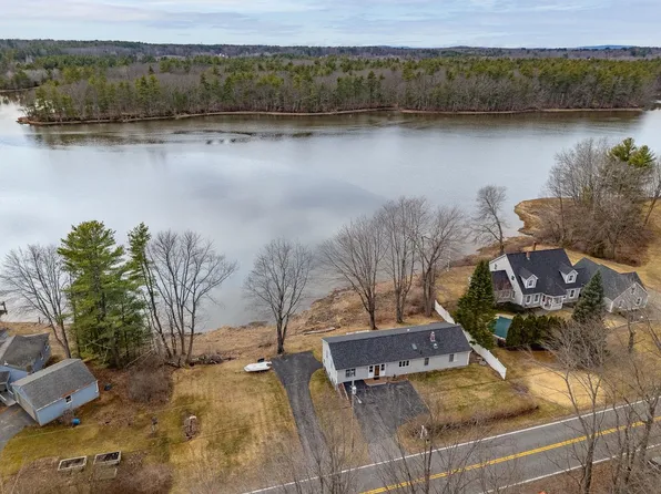 105 Spur Road, Dover, NH 03820