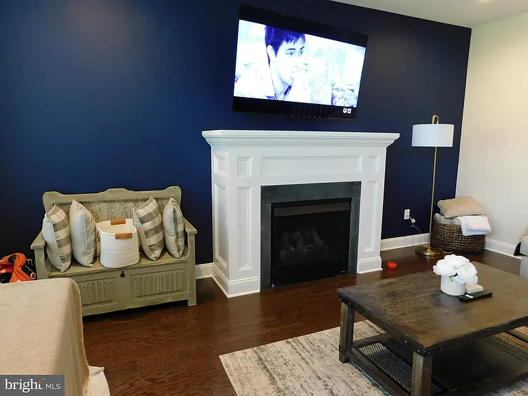 16740 River View Cir — Photo 8