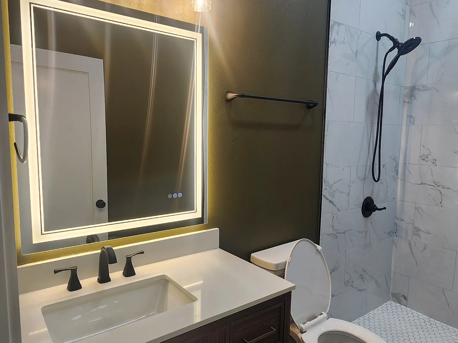 1 bed, 670 sqft, $1,800 — Photo 1