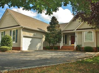 64 Fox Tail S, Irvington, VA 22480