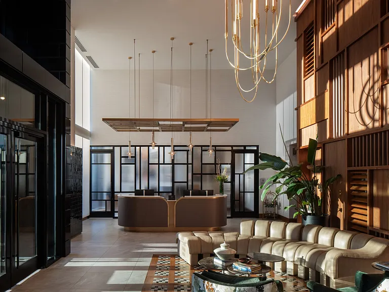 Oro Ballantyne — Photo 26