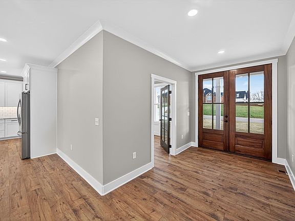 5th image of 3140 Westowne Cir