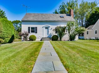 8 Patton Dr, Darien, CT