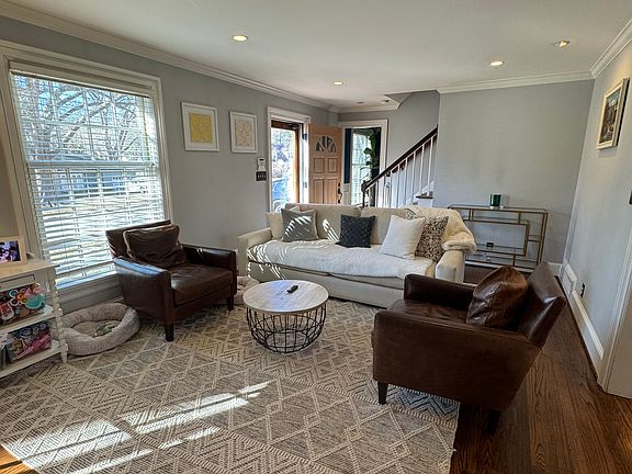 4th image of 5113 Clark Dr