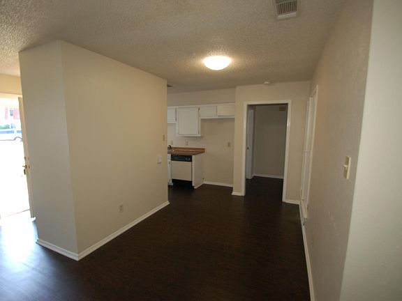 5th image of 2240 Seville Ct