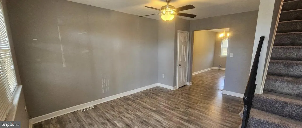 2 bed, 1.5 bath, $1,600 — Photo 3