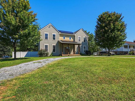 4th image of 179 Crestview Dr