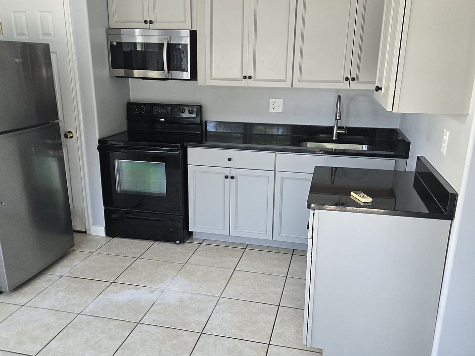 1st image of 1179 White Oak Rd