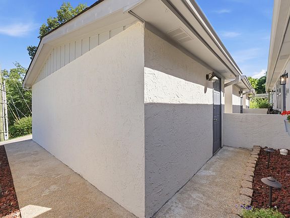 2nd image of 3818 Thrushwood Dr
