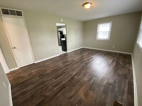 2nd image of 251 Fitchland Dr