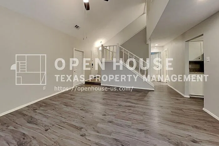 4 bed, 2.5 bath, 1821 sqft, $2,045 — Photo 4