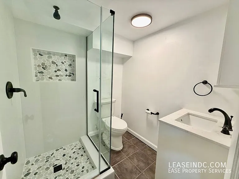 1850 3rd St NW #B — Photo 9