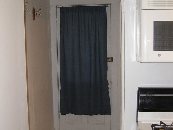 5th image of 630 Walnut St