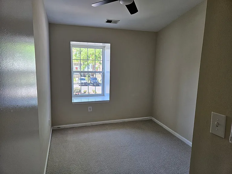 18 Hunters Gate Ct — Photo 13