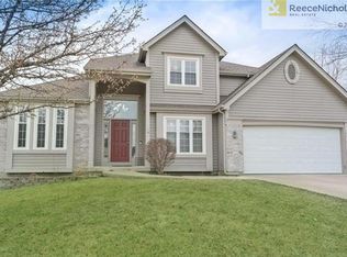 705 NE 95th St, Kansas City, MO 64155