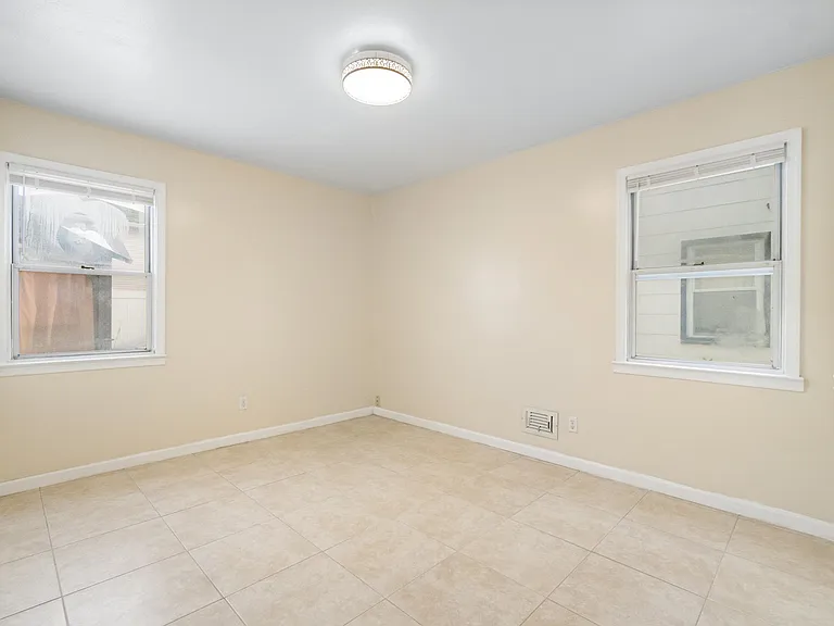 36 Crossgate Rd #1 — Photo 12