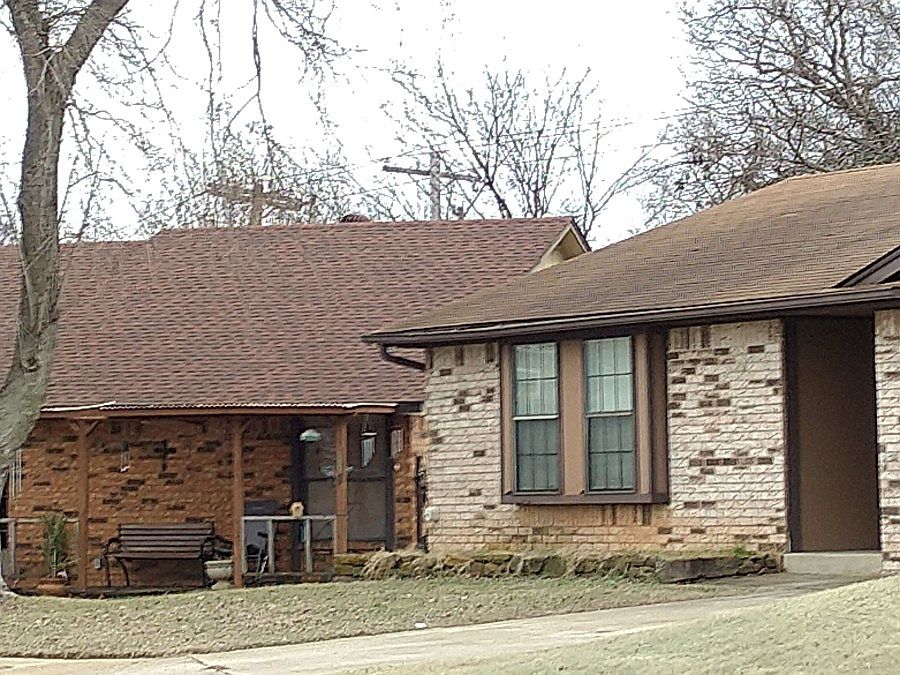 2nd image of 1648 NE 4th St