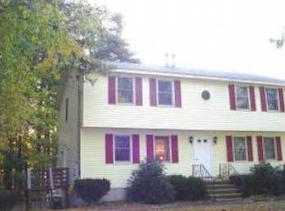 8 Summit Ave, Derry, NH 03038