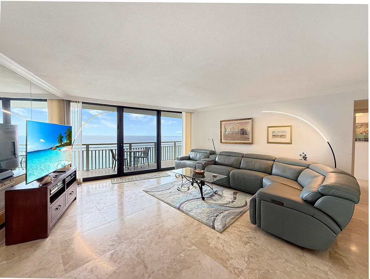 Building Photo - 3000 N Ocean Dr #40E