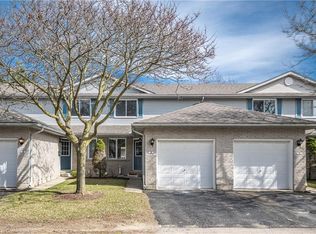 415 Kingscourt Dr #3, Waterloo, ON N2K3R4