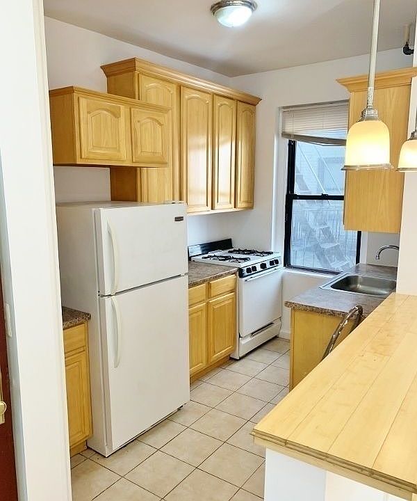 1st image of 21-15 33rd St #5MM