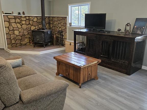 2nd image of 4247 N Racoon Trl