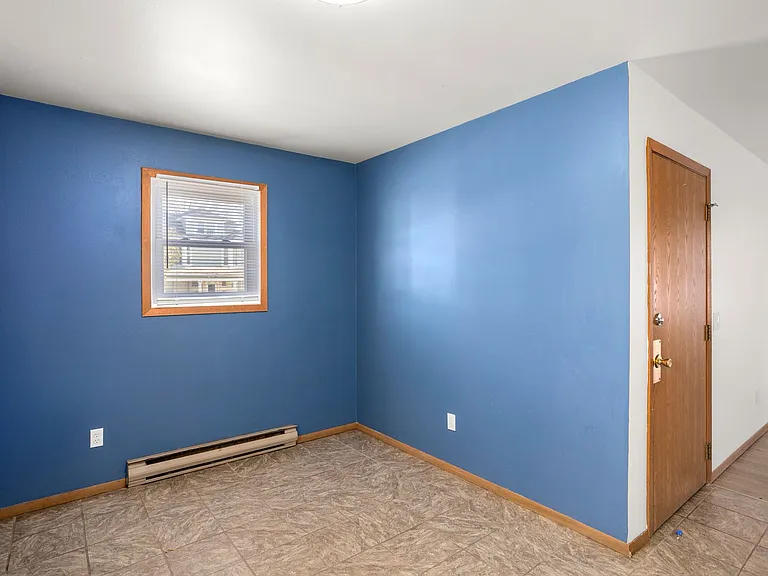1007 Jackson St — Photo 7