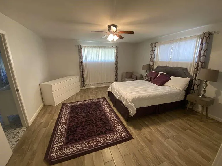 5566 Beechnut St — Photo 7