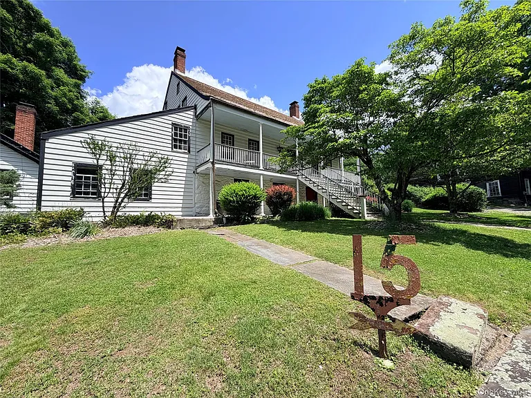 15 Inningwood Rd — Photo 47