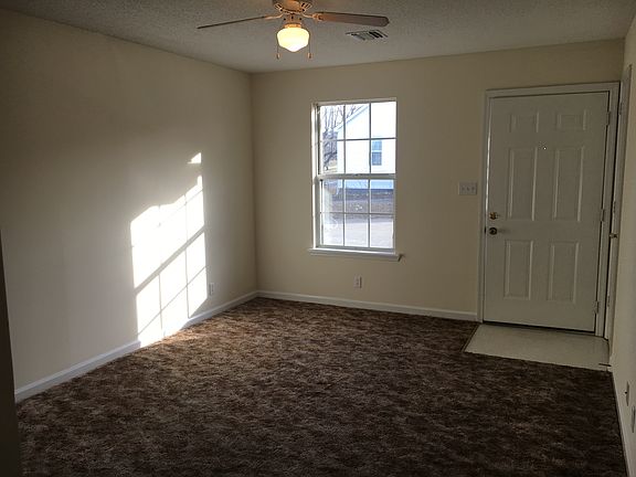 2nd image of 710 Richardson St