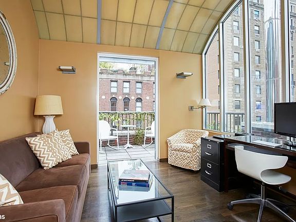 4th image of 9 E 97th St APT 6D