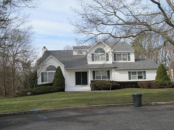 3rd image of 6 Tara Ct