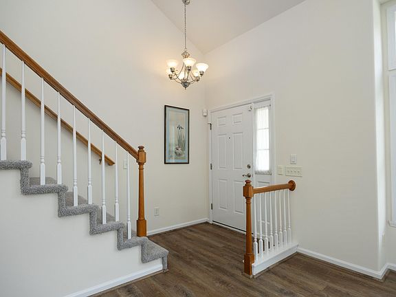 3rd image of 1529 Pebble Creek Xing