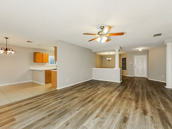 4th image of 6606 Beryl Dr