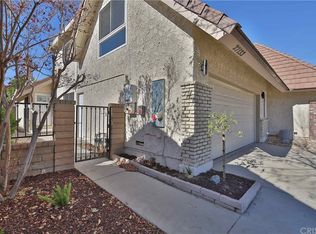 27133 Rio Prado Dr, Valencia, CA 91354