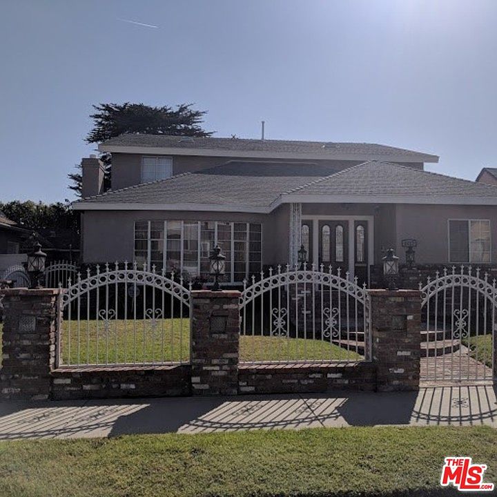 1st image of 4412 Angeles Vista Blvd