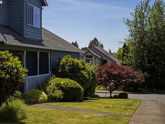 3rd image of 12612 SE 130th Ave