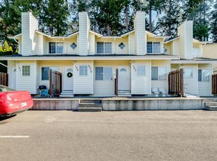 9910 Trident Ln NW APT 102, Silverdale, WA 98383