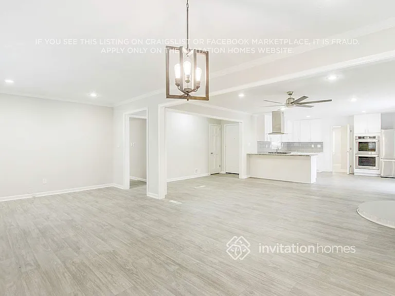 6406 Joanna St — Photo 3