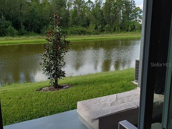 5th image of 16182 Traditional Bluff Pl