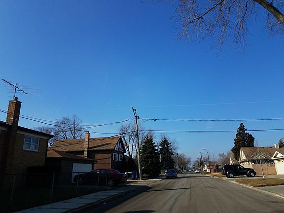 4th image of 1728 N 33rd Ave
