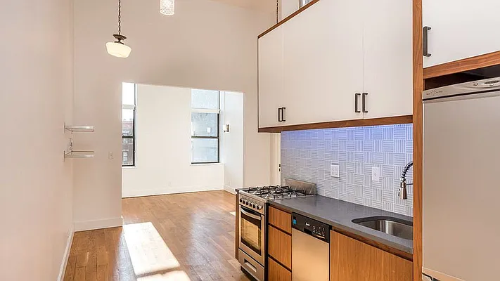 Rented by MADEHOME | media 12