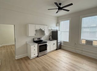 106 E Tarpon Ave #7, Tarpon Springs, FL 34689
