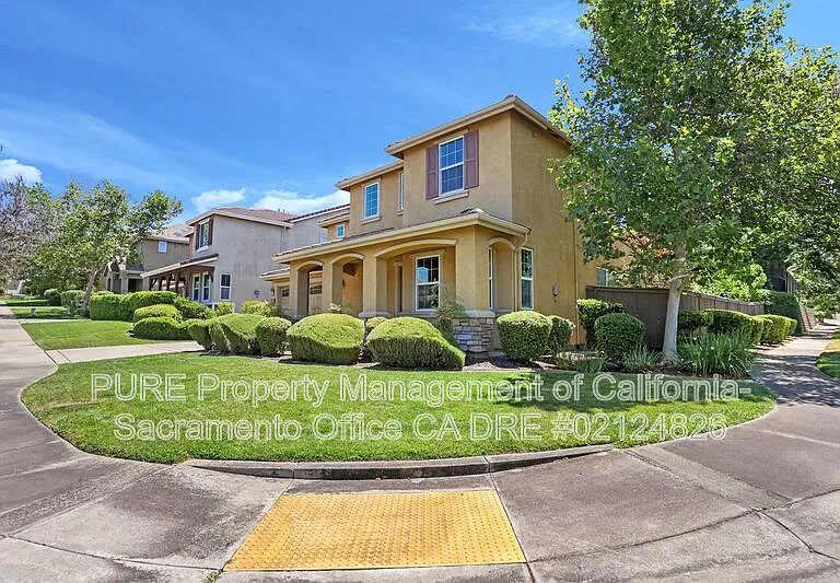 1571 Radford Loop — Photo 3