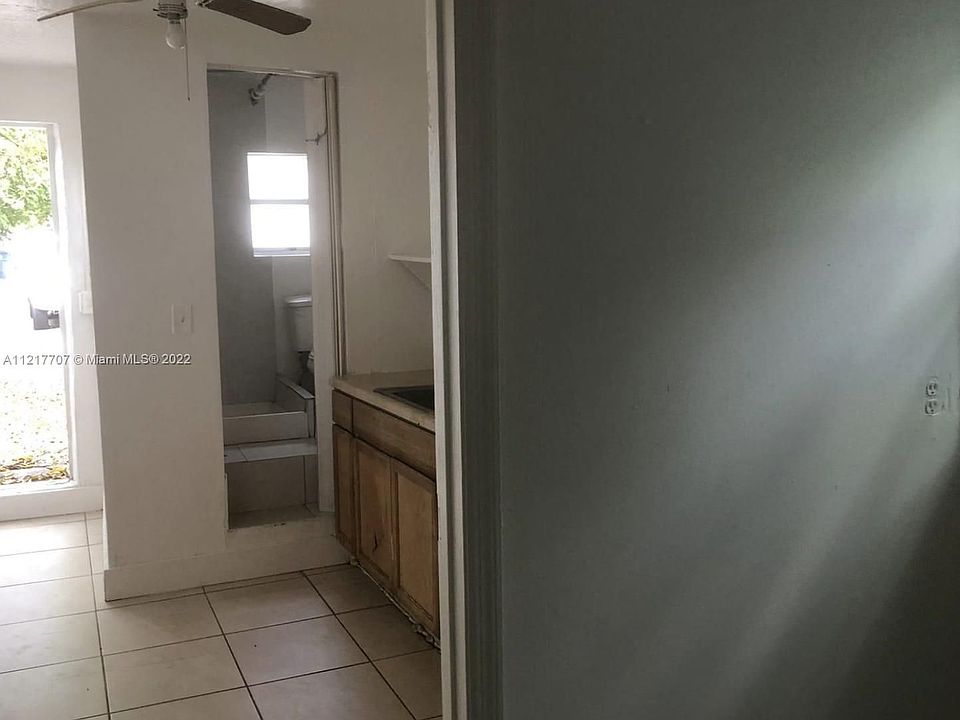 2nd image of 152 NE 60th St